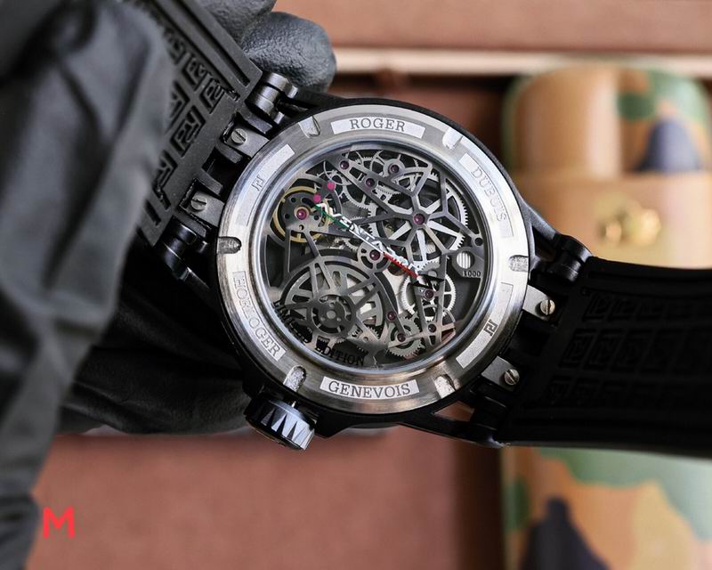 Roger Dubuis 46mm 94 (4)