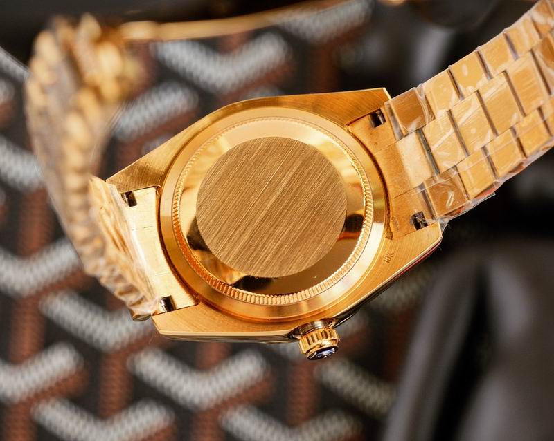 Rolex 40mm 97-Date Just (2)