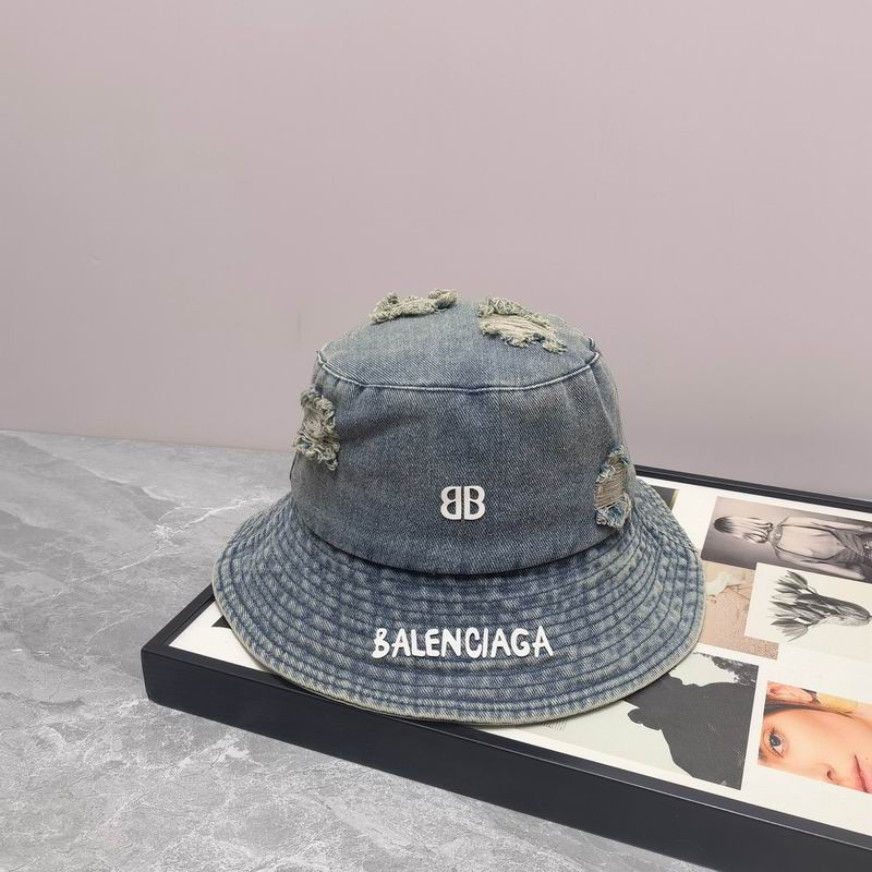 Balenciaga hat dx (4)