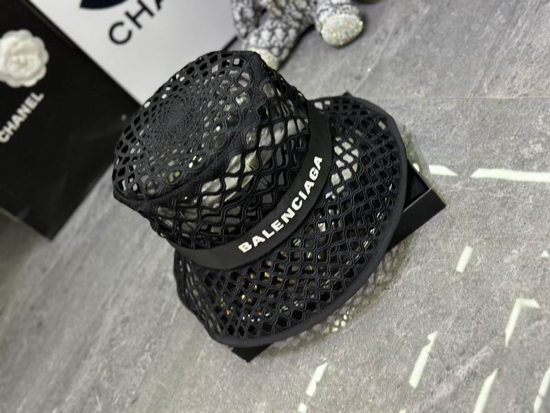 Balenciaga hat dx (7)