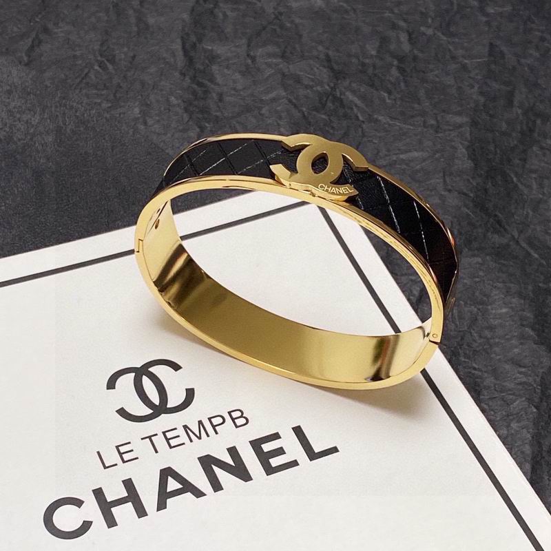 Chanel bracelet 2lyx37 (4)