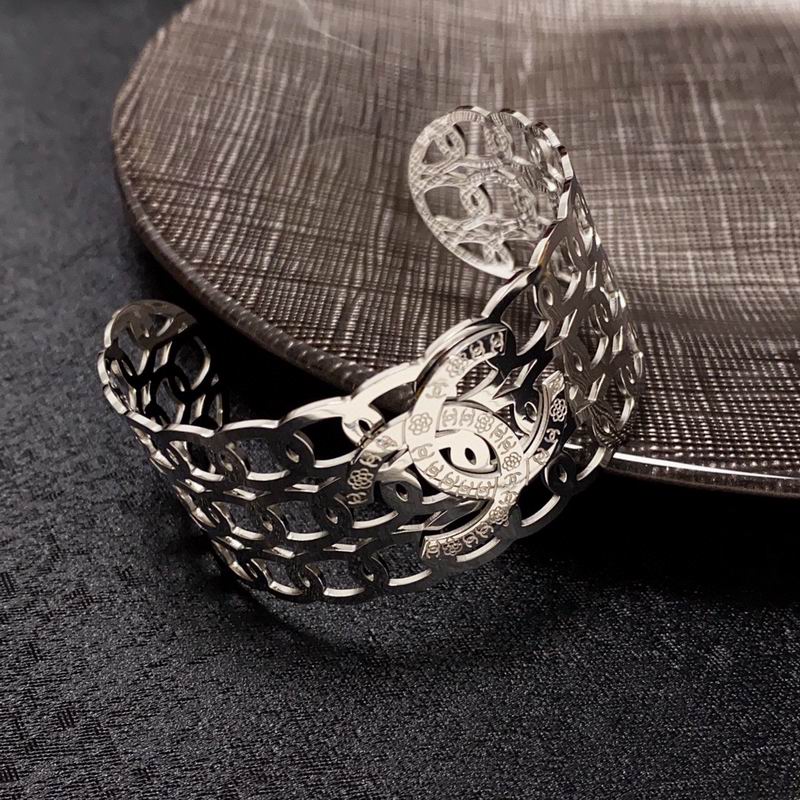 Chanel bracelet 2lyx41 (7)