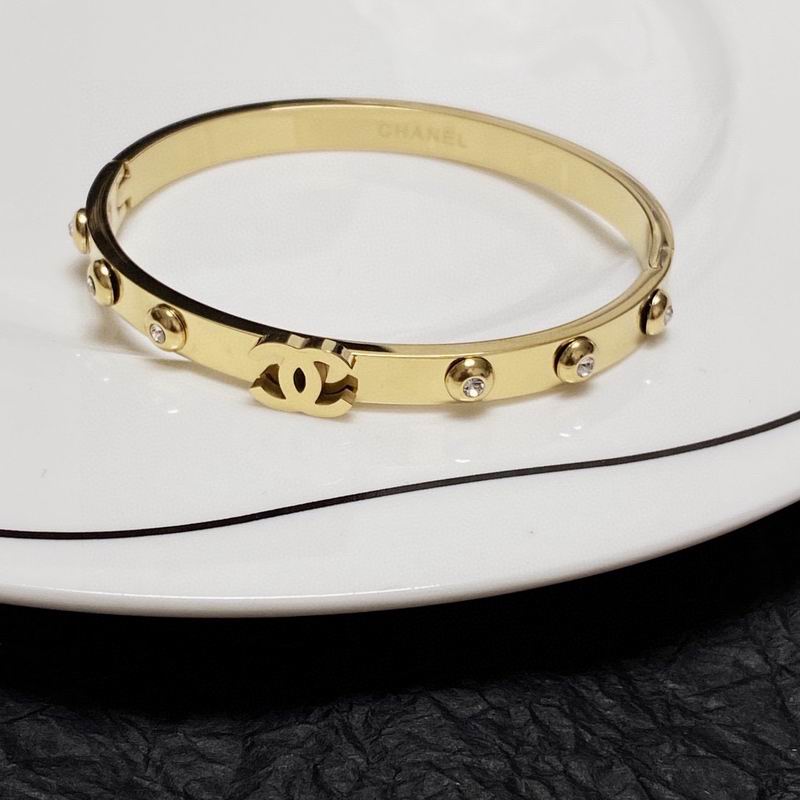 Chanel bracelet 2lyx42 (3)