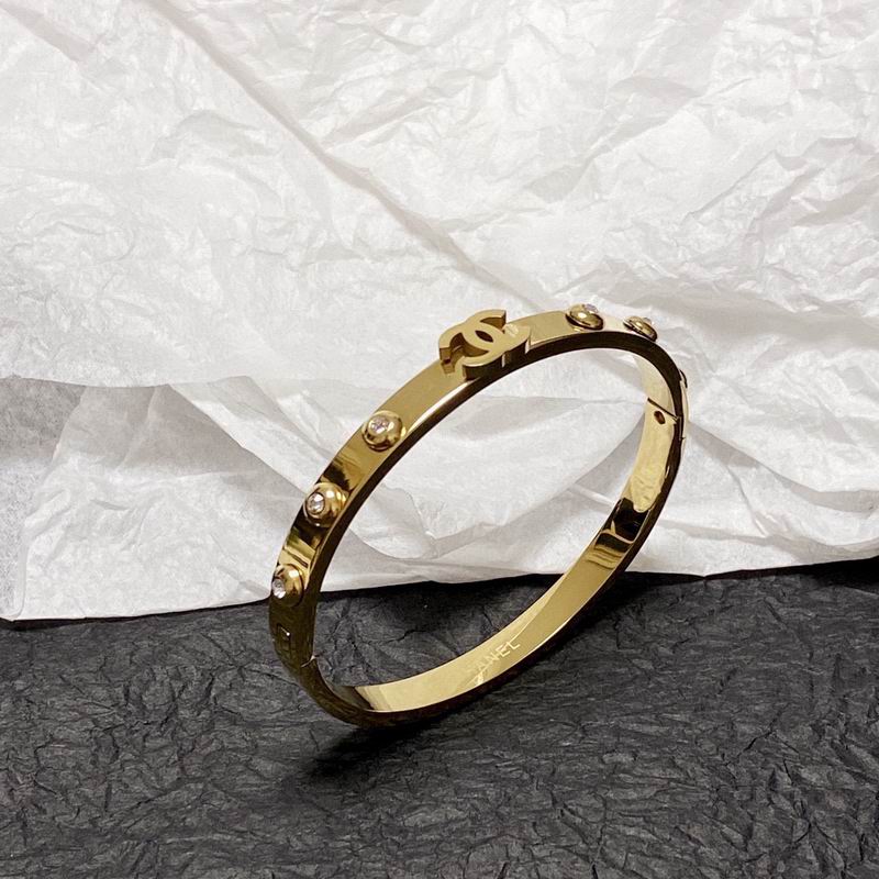 Chanel bracelet 2lyx42 (5)