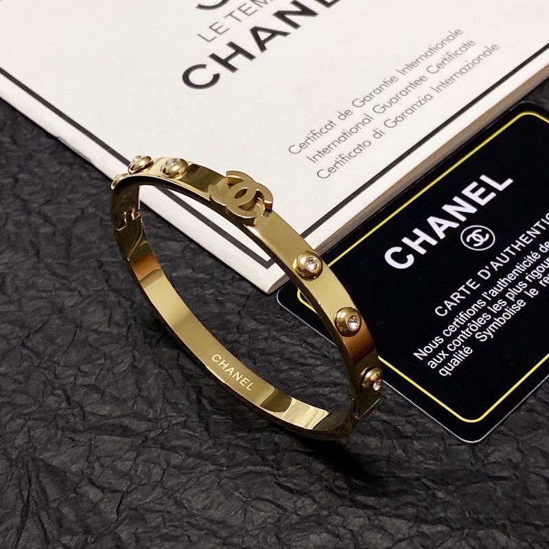 Chanel bracelet 2lyx42 (6)
