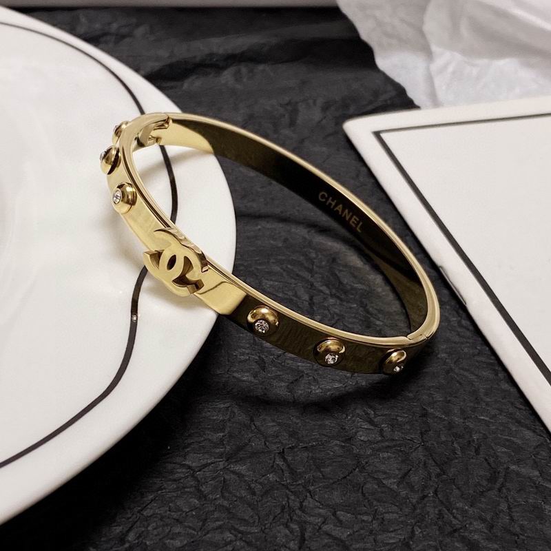 Chanel bracelet 2lyx42 (7)