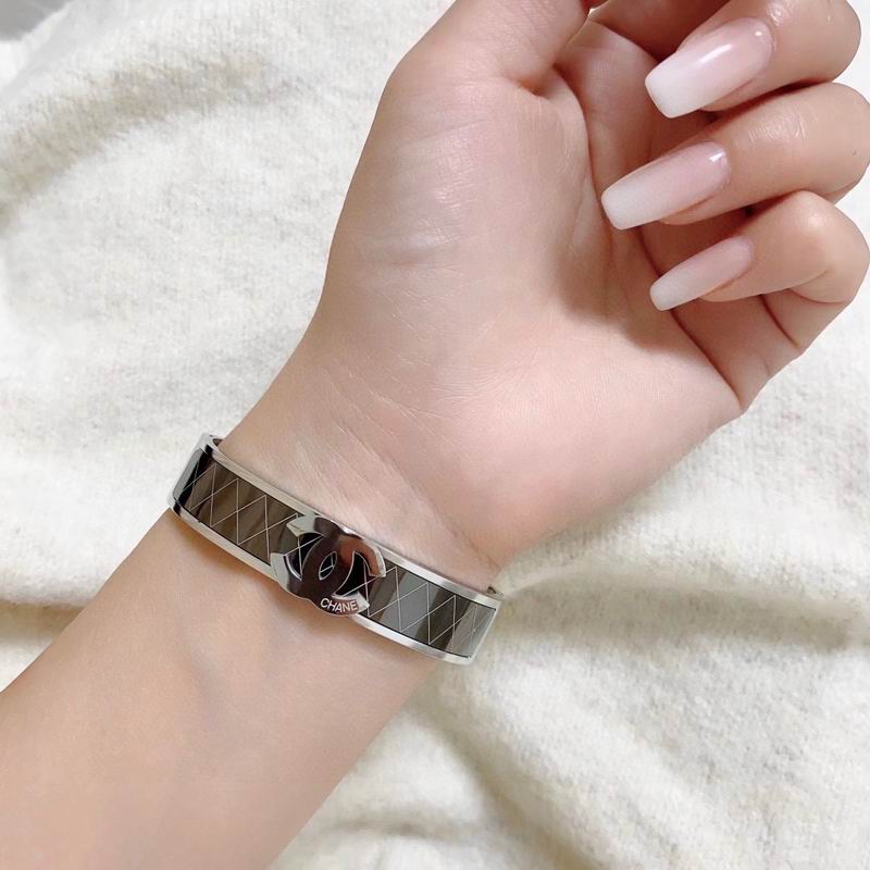 Chanel bracelet 3lyx47 (2)