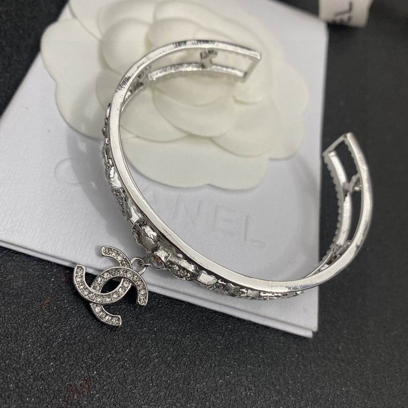 Chanel bracelet 3lyx58 (1)