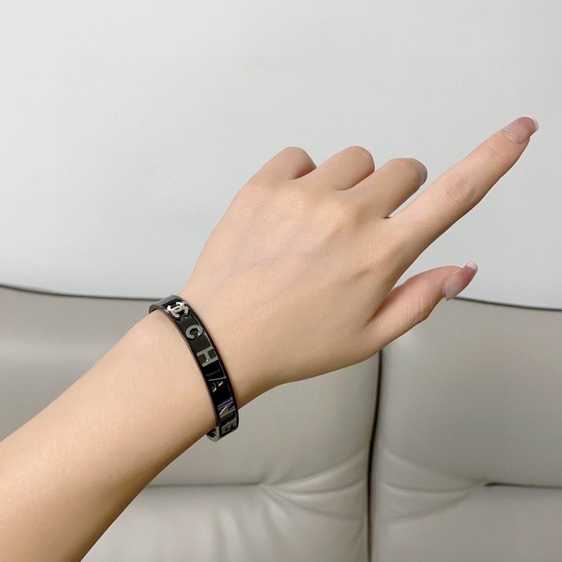 Chanel bracelet 3lyx62 (2)