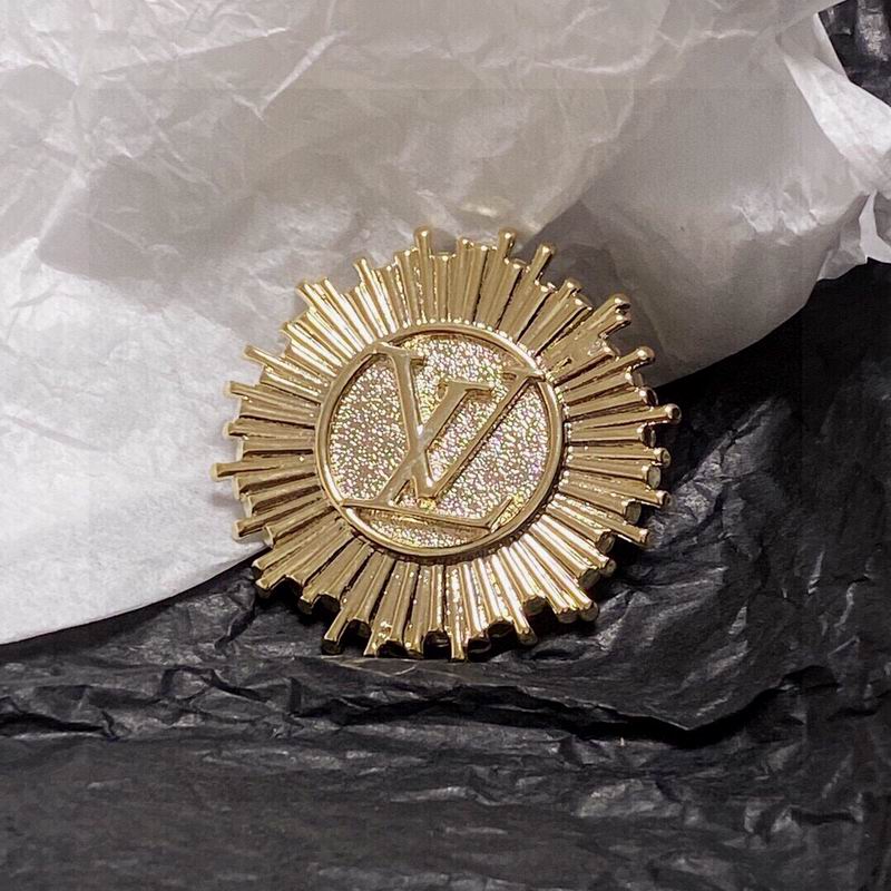 LV Brooch 03lyr02 (6)