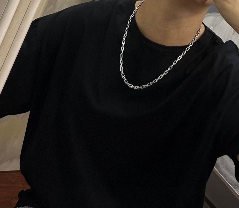 LV Suits 02lyr04 (4)