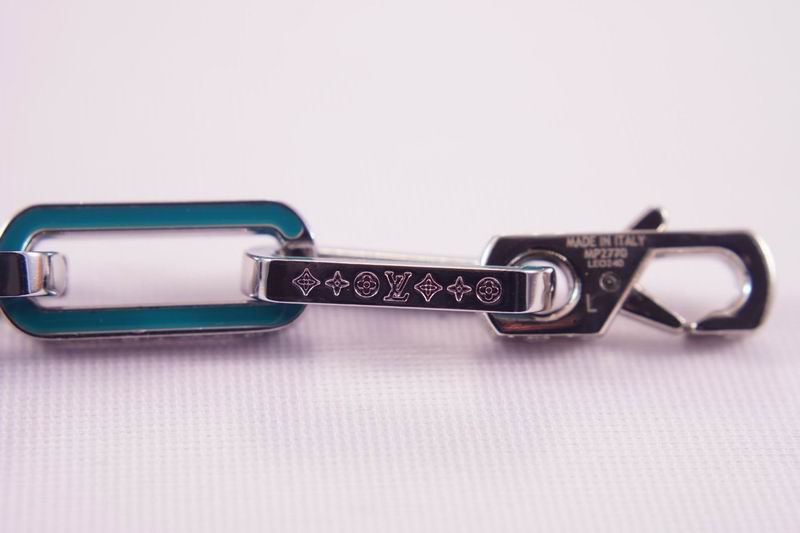 LV Suits 03lyr15 (6)