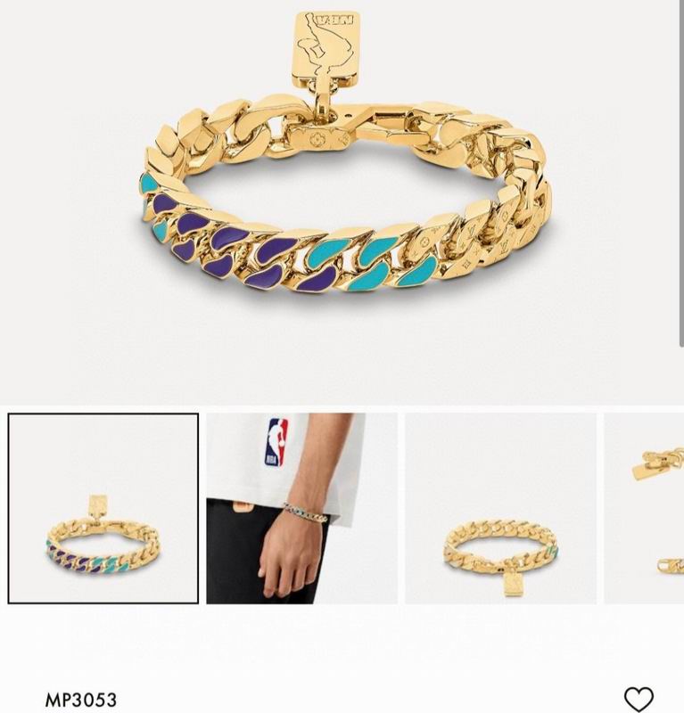 LV Suits 03lyr25 (1)