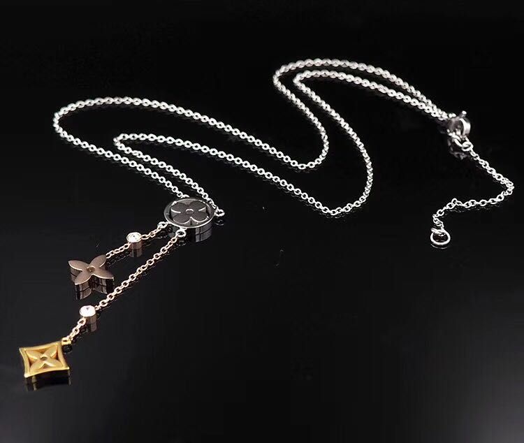 LV Suits 03lyr45 (6)