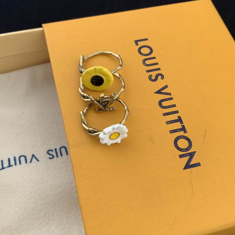 LV Suits 03lyr65 (2)