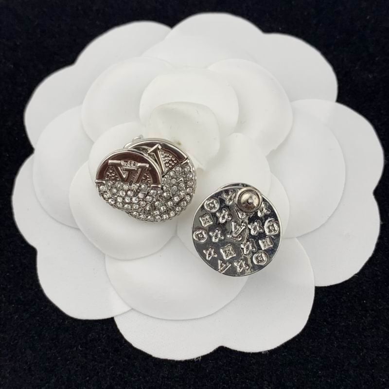 LV Suits 03lyr66 (3)