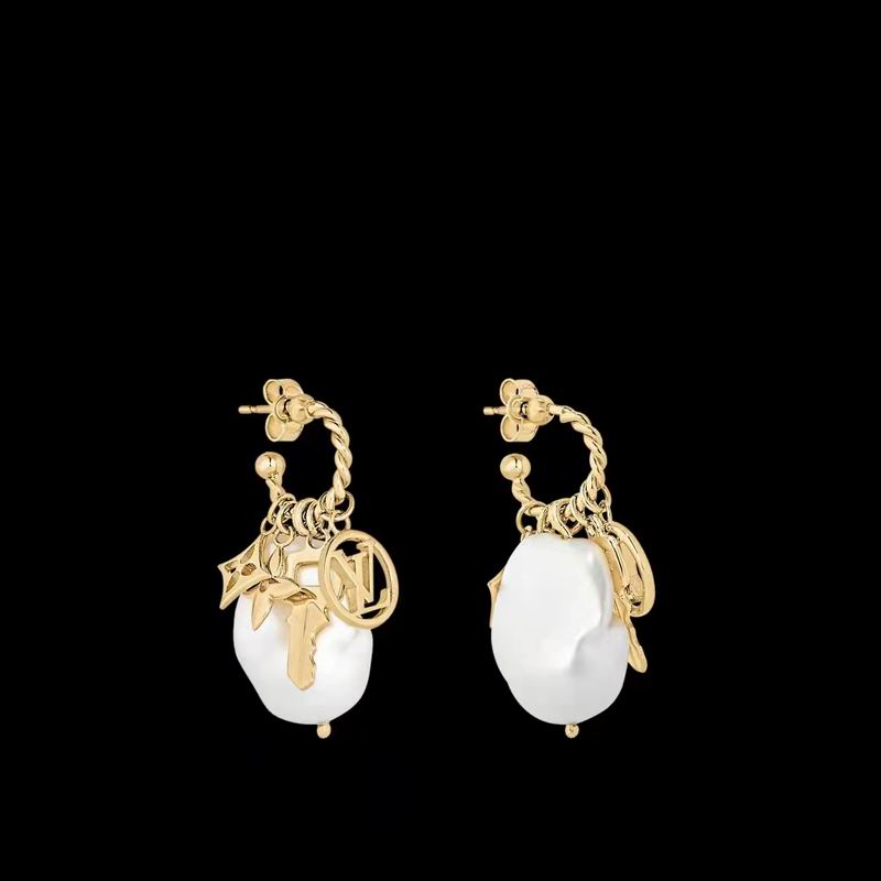 LV Suits 03lyr82 (5)