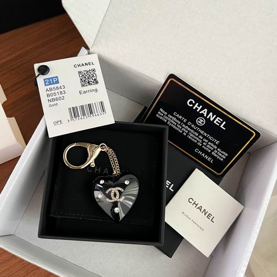 Chanel keyring 03lyh8 (3)