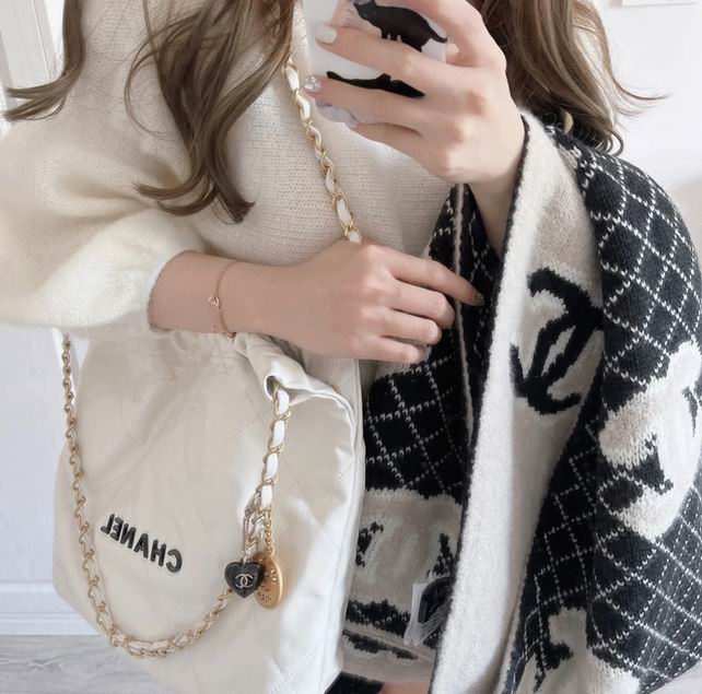 Chanel keyring 03lyh8 (4)