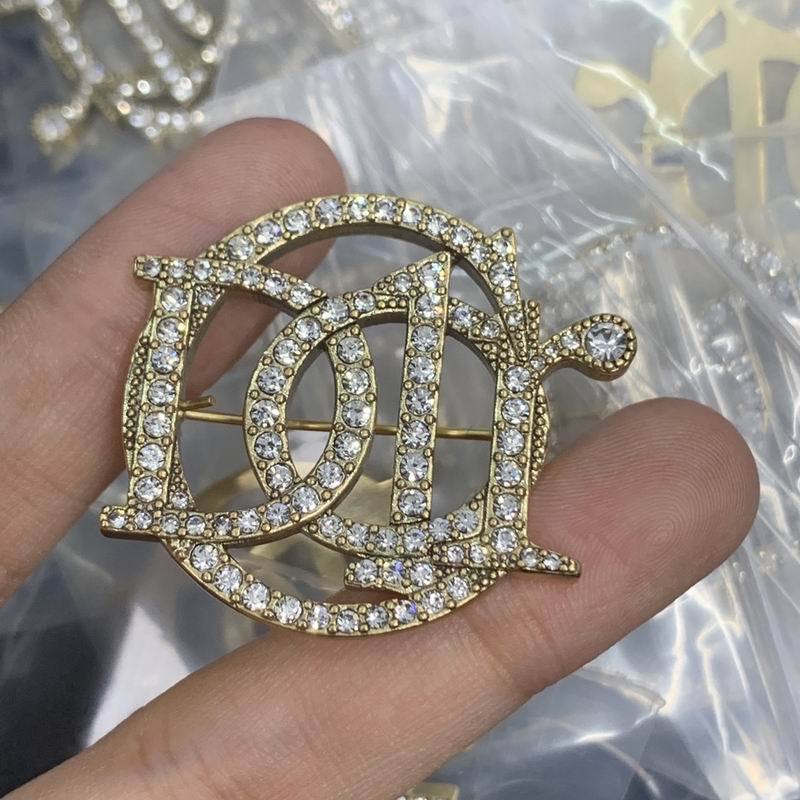 Dior Brooch 05lyr (11)