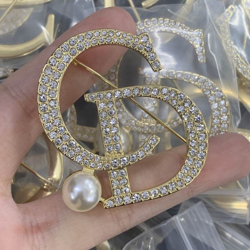 Dior Brooch 05lyr (28)