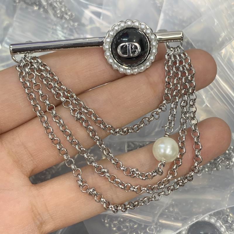Dior Brooch 05lyr (9)