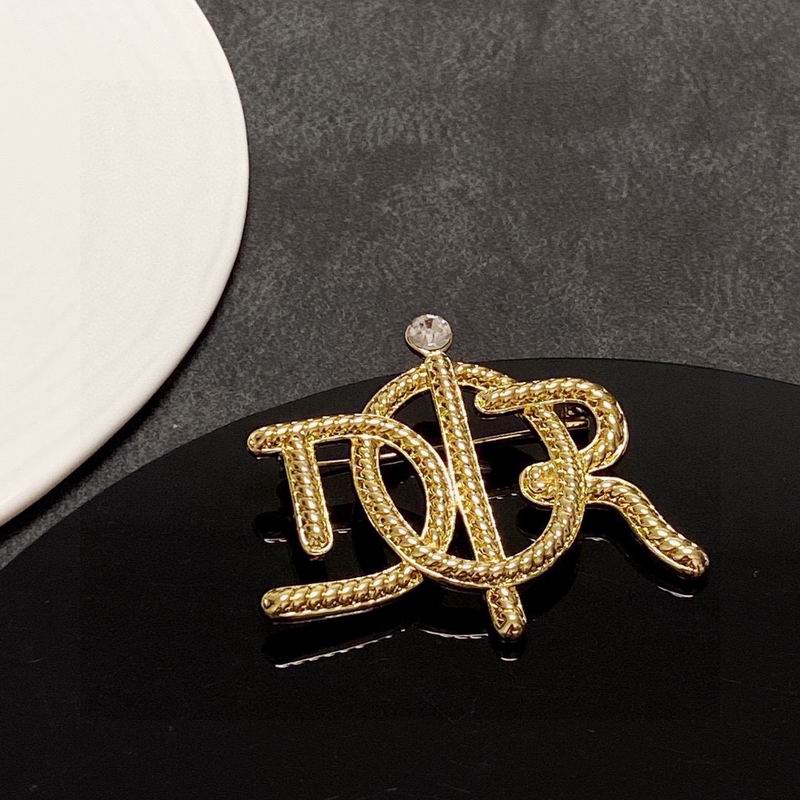 Dior Brooch 05lyr42 (7)