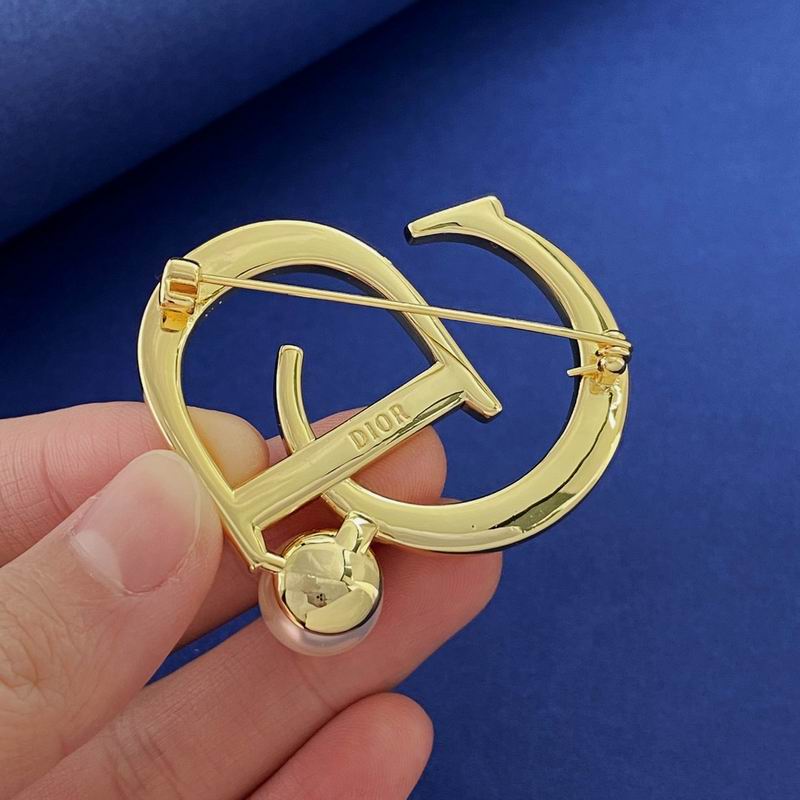 Dior Brooch 05lyr43 (5)