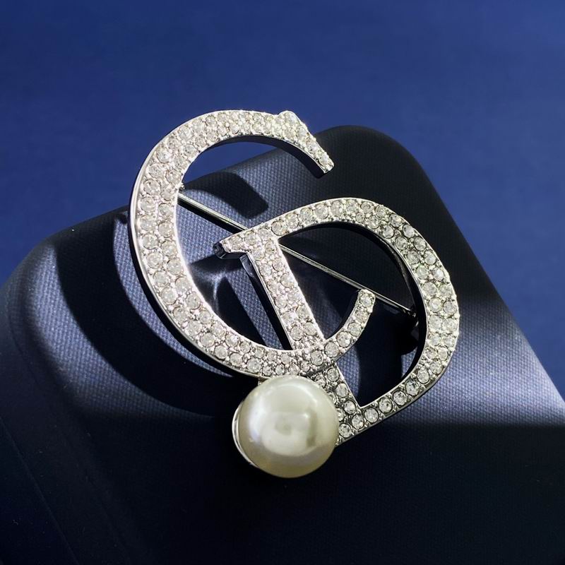 Dior Brooch 05lyr43 (6)