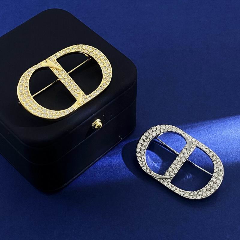 Dior Brooch 05lyr44 (4)