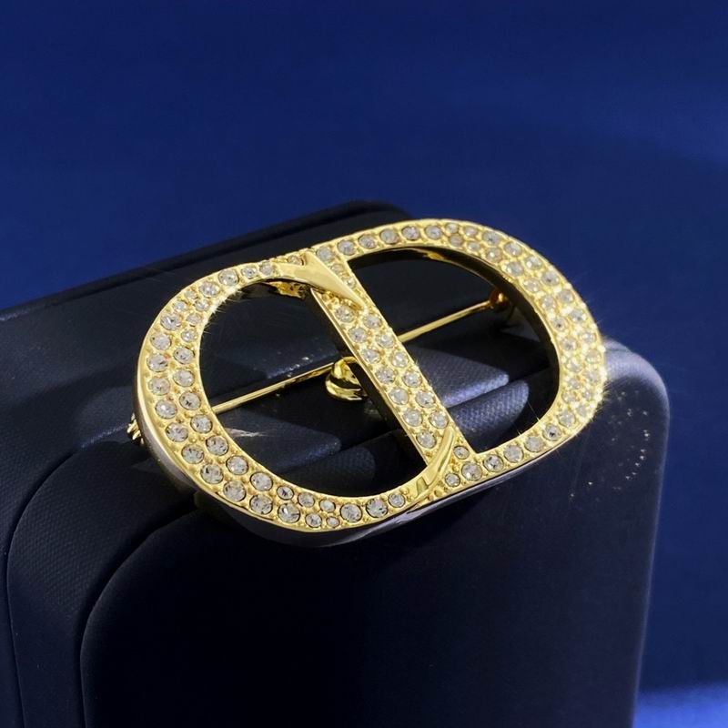 Dior Brooch 05lyr44 (6)