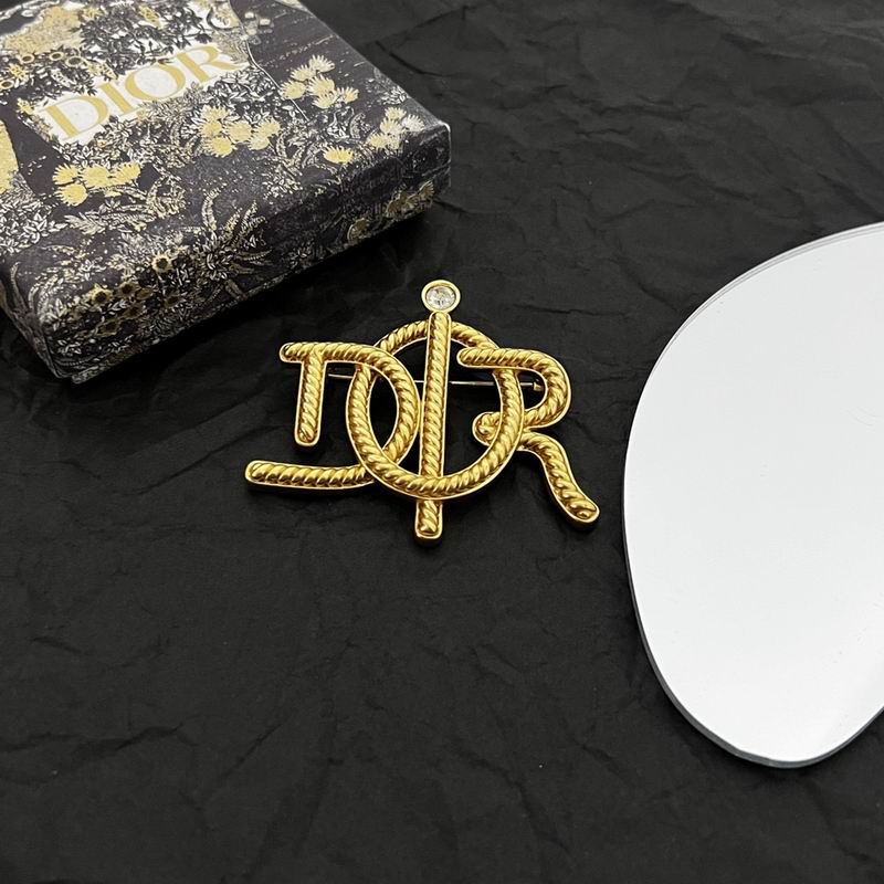 Dior Brooch 05lyr48 (1)