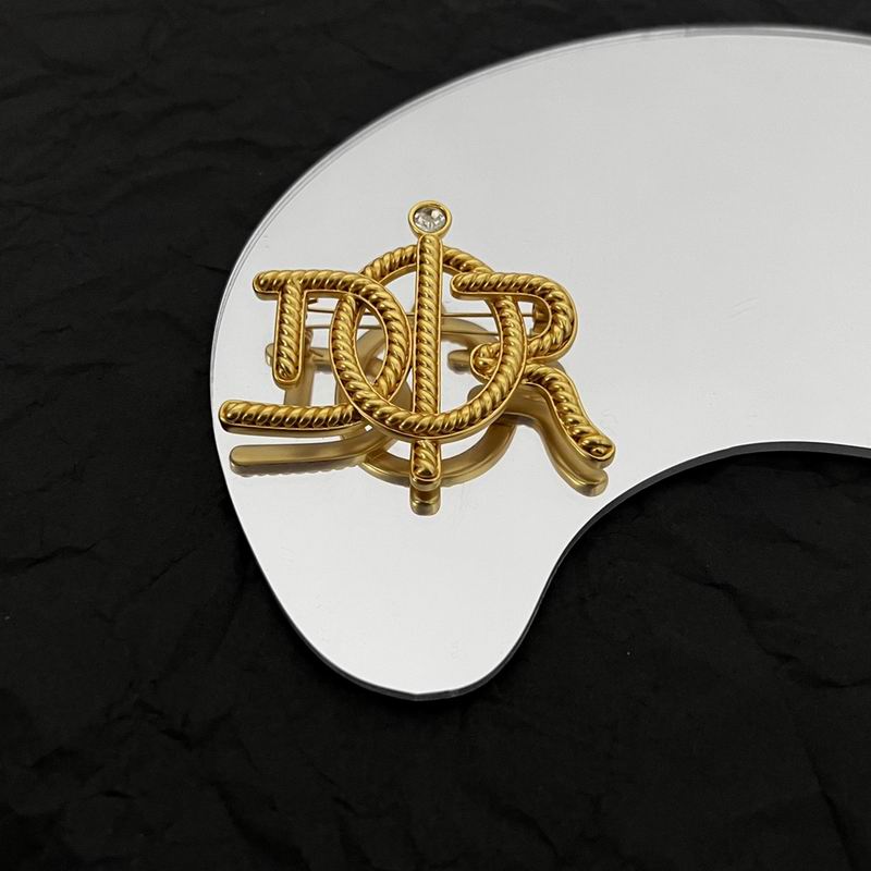 Dior Brooch 05lyr48 (4)