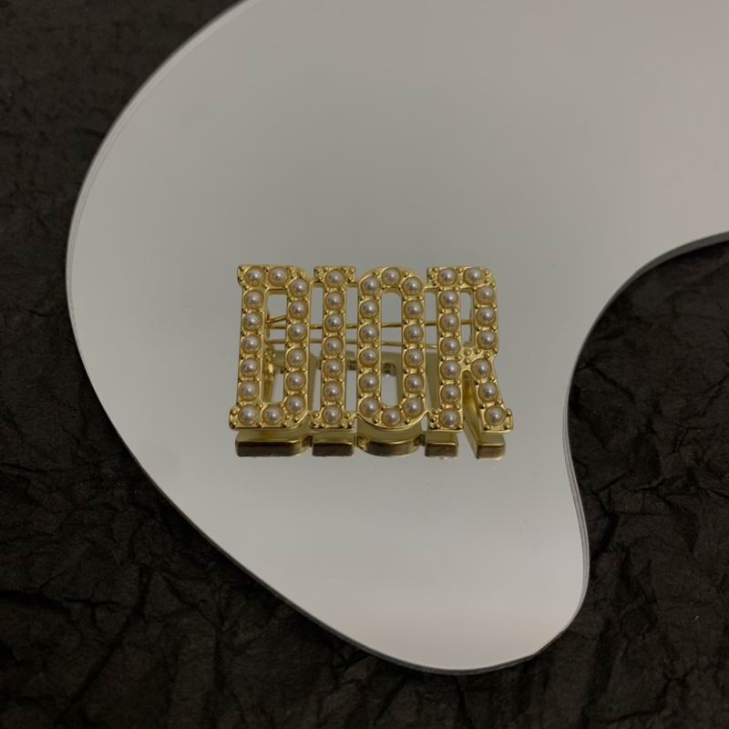 Dior Brooch 05lyr52 (2)