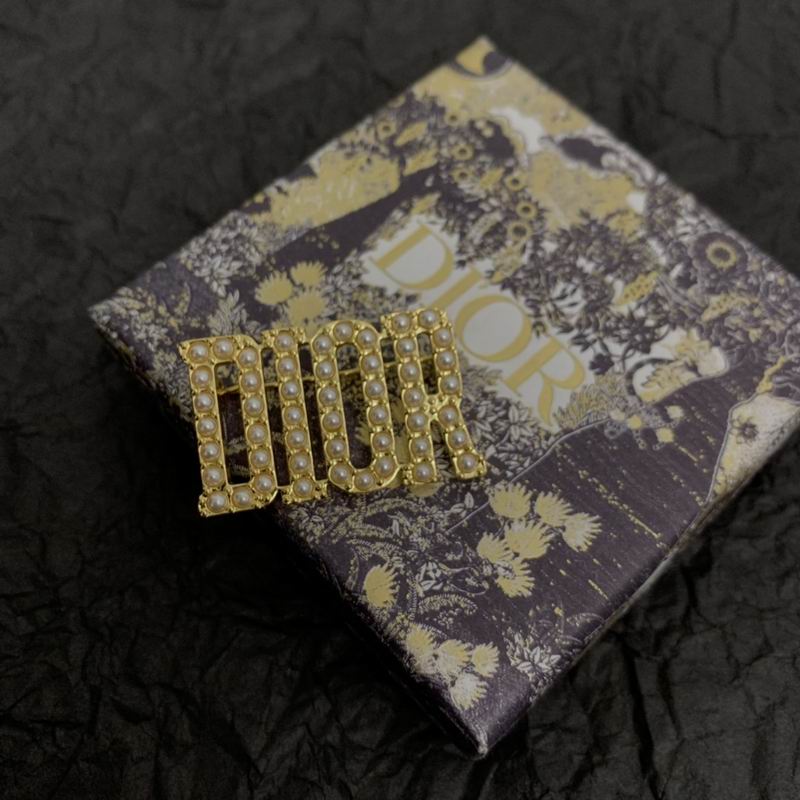 Dior Brooch 05lyr52 (5)