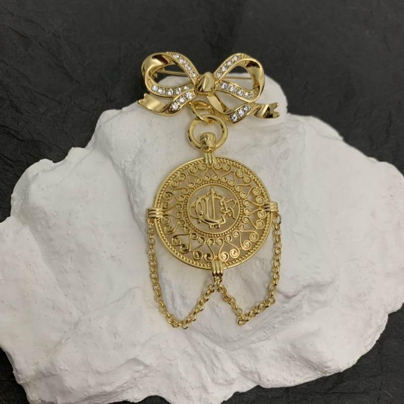Dior Brooch 05lyr53 (5)