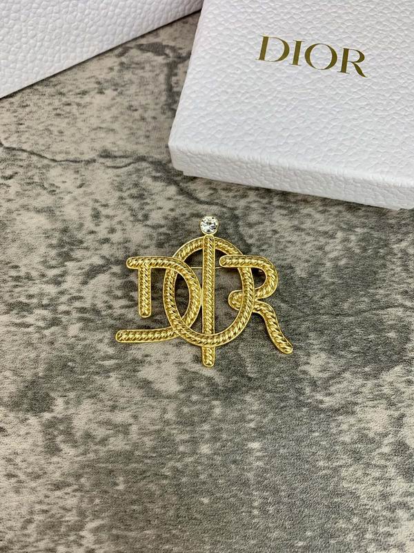 Dior Brooch 05lyr58 (2)