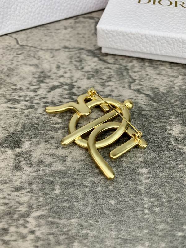 Dior Brooch 05lyr58 (6)