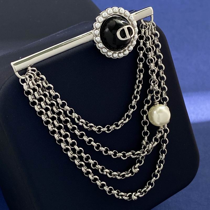 Dior Brooch 05lyr59 (2)