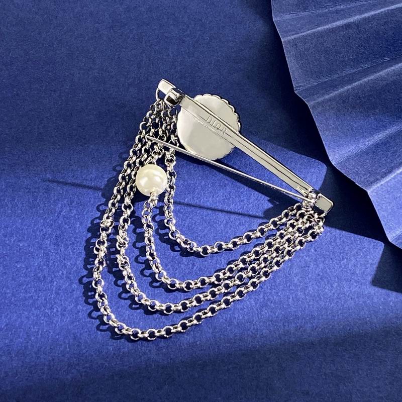 Dior Brooch 05lyr59 (6)
