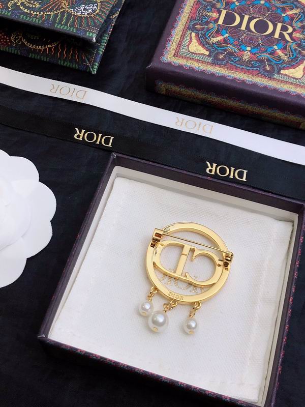 Dior Brooch 05lyr64 (9)