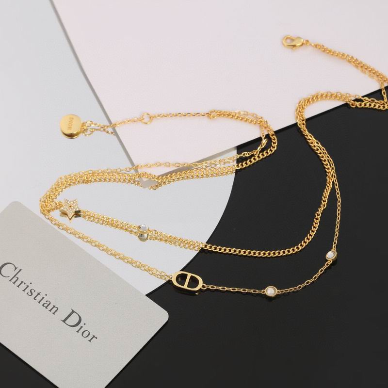 Dior Suits 05lyr72 (2)