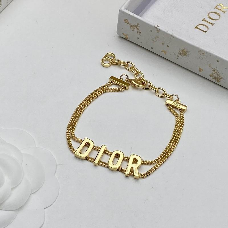 Dior Suits 05lyr77 (5)