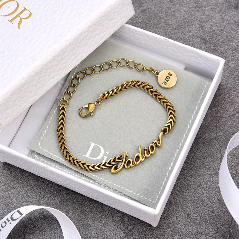 Dior Suits 05lyr81 (4)