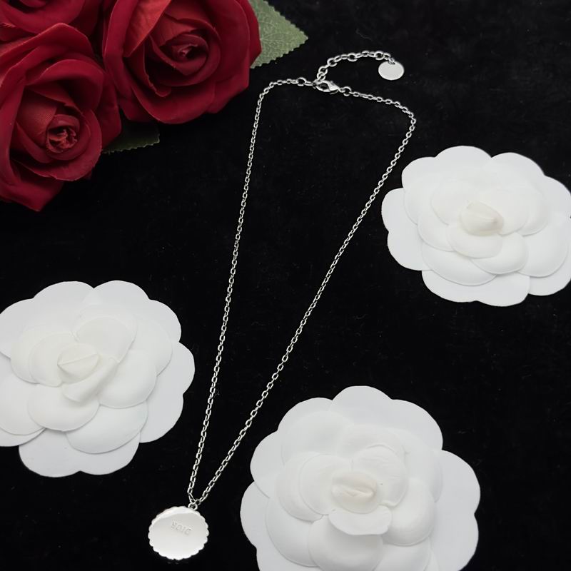 Dior Suits 05lyr84 (4)