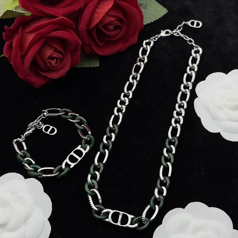 Dior Suits 05lyr85 (1)