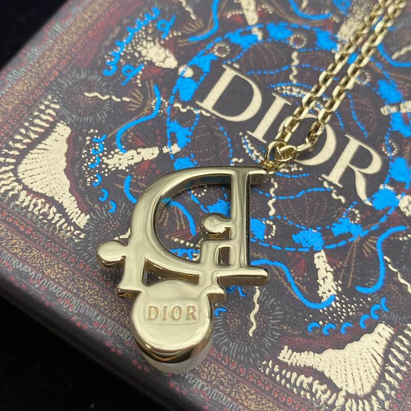 Dior Suits 05lyr87 (7)