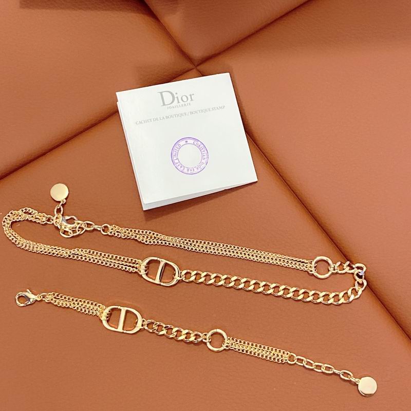 Dior Suits 06lyr100 (2)