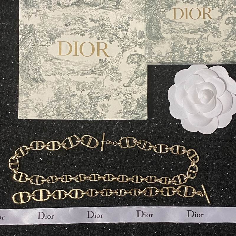 Dior Suits 06lyr111 (4)