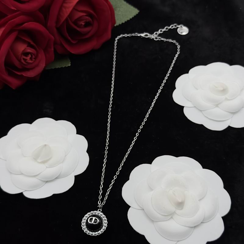 Dior Suits 06lyr88 (2)